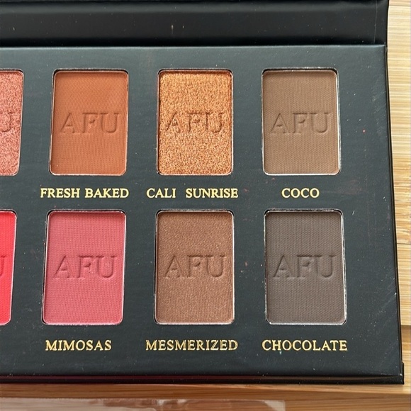 Brand New BH Cosmetics 8-Piece Eye Brush Set & AFU Eyeshadow Palette Pigmented - Picture 5 of 14